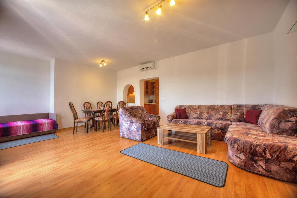 Apartments Peran Šibenik Szoba fotó