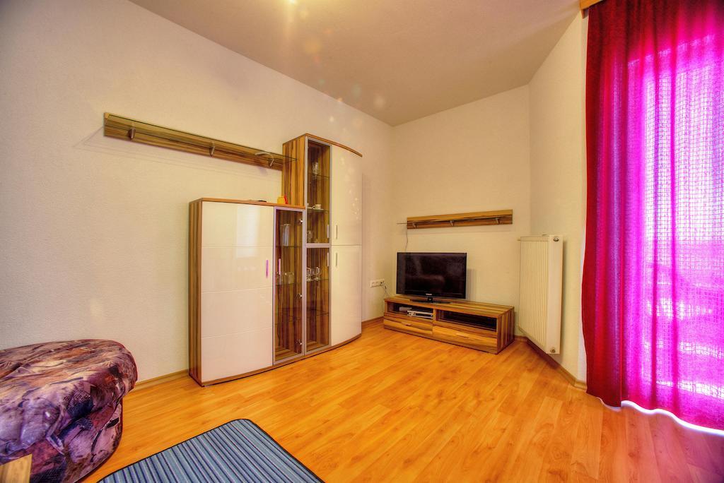 Apartments Peran Šibenik Szoba fotó